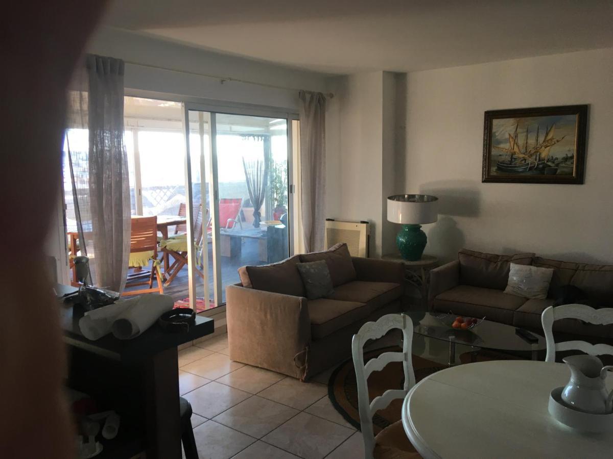 Charmant 2 Pieces Apartment แซ็ต ภายนอก รูปภาพ